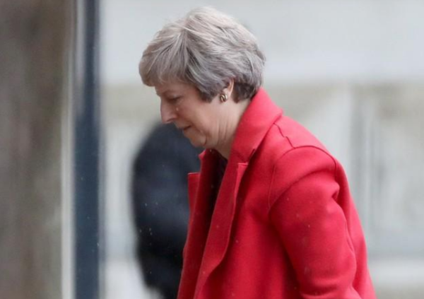 Theresa May presenta su renuncia y abre la disputa por la sucesión - ADN Paraguayo