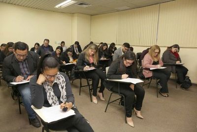 Exámenes a postulantes para cargo jurisdiccional
