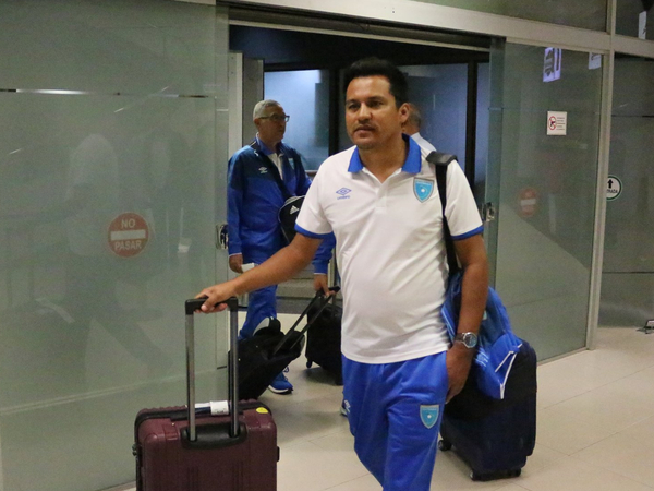 Guatemala arribó para jugar ante Paraguay