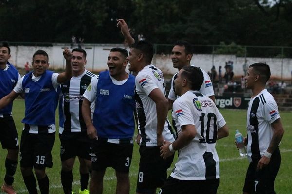 El equipo que pensó en no jugar la Copa Paraguay - Versus