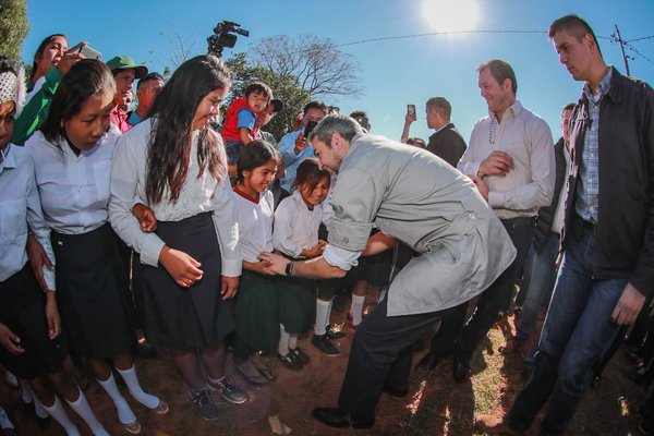 Invierten Gs 2.300 millones en aulas prefabricadas en San Pedro - .::RADIO NACIONAL::.