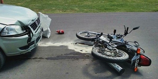 Joven motociclista muere en percance vial - Radio 1000 AM