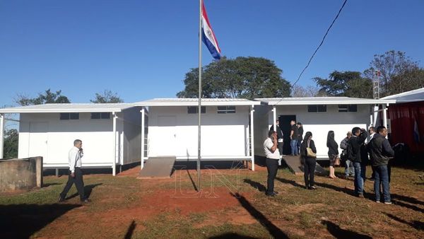 MEC inaugura aulas y entrega equipamientos en San Pedro
