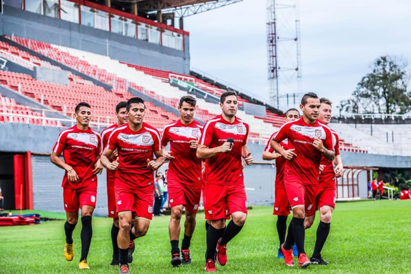 El “3” se alista con miras al juego del domingo ante Iteño - ADN Paraguayo
