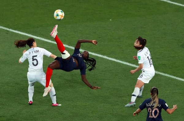 En marcha el Mundial de Fútbol femenino Francia 2019 - Fotos - ABC Color