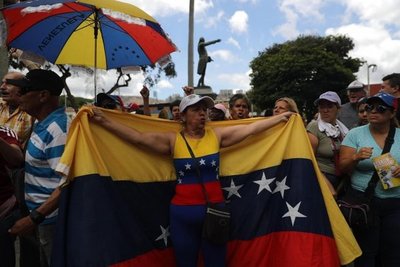 Argentina prohibió entrada a 426 funcionarios del Gobierno de Maduro - Internacionales - ABC Color