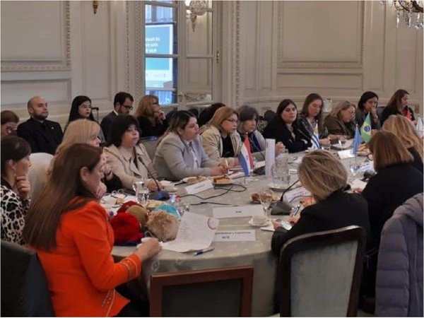 Ministras del Mercosur debaten sobre nuevas políticas de género
