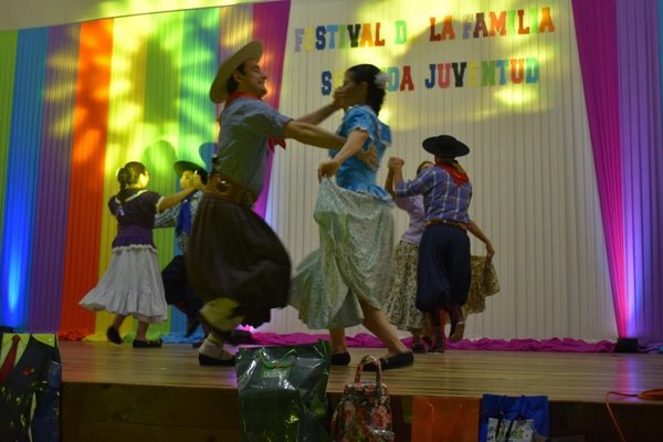 Exitoso festival de la Segunda Juventud de Ayolas - Nacionales - ABC Color