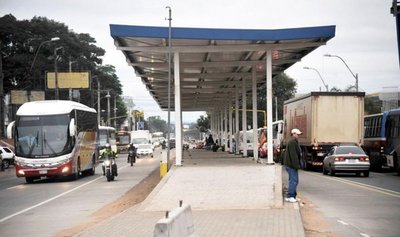 El MOPC no tiene definido cómo va a actuar contra “autores” del metrobús - Edicion Impresa - ABC Color