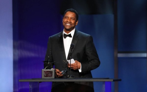 El “gigante” Denzel Washington es celebrado por Hollywood - Espectaculos - ABC Color