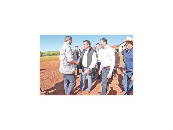 Gobernador alaba y destaca el “caiga quien caiga” de Abdo