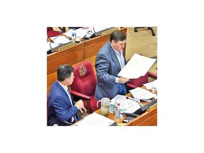 Blas Llano es el elegido por su bloque para ir por la presidencia del Congreso
