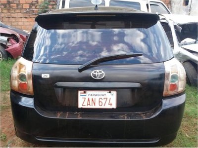 Policías acudieron a un llamado por polución sonora y fueron recibidos por una patota