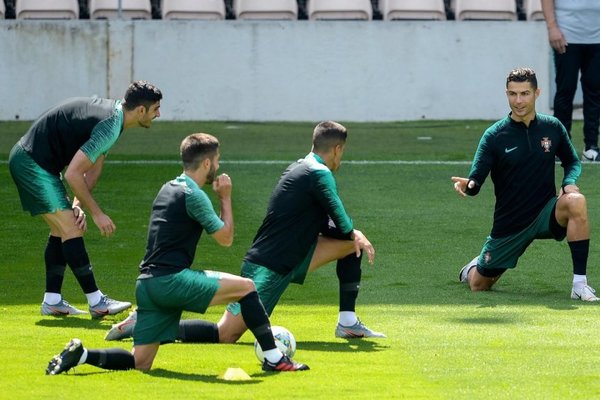 El desparpajo holandés contra Portugal - Deportes - ABC Color