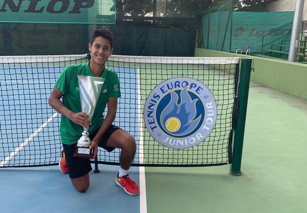 El paraguayo Daniel Vallejo es campeón en Foligno, Italia - Versus
