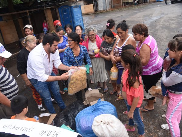 Comunidad de Caazapá envía alimentos para refugiados de la Chacarita