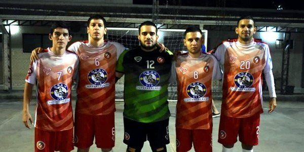 El 12 de Junio manda en el grupo B de la Divisional Oro - Versus