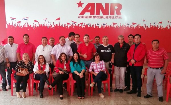 Un sector de ANR pide la salida de Benigno - Edicion Impresa - ABC Color