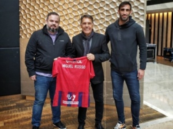 Russo será presentado el martes - ADN Paraguayo