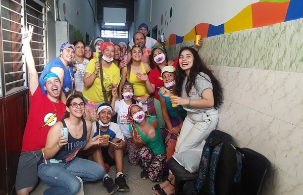 “Payasonrisa” llevó su amor a hospitales de Salud Pública - ADN Paraguayo