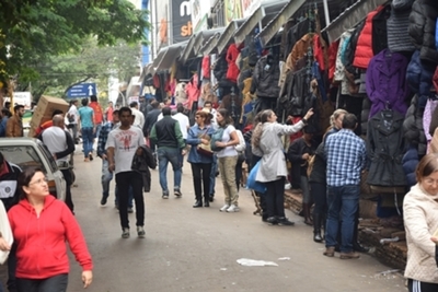 Comercio de CDE resiste, pese al panorama adverso - ADN Paraguayo