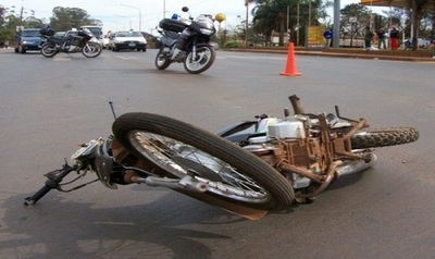 Motociclista pierde el control y muere - ADN Paraguayo