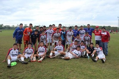 Sub 15: Olimpia manda, Nacional lo sigue - Deportes - ABC Color