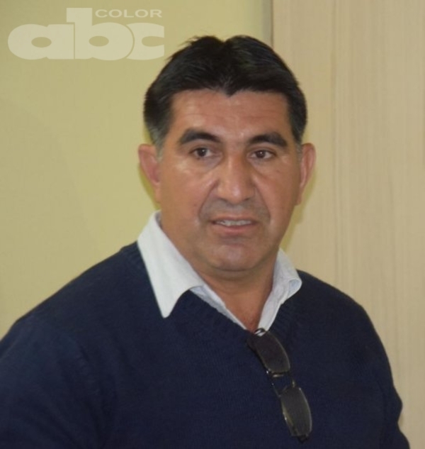 Escrachan a concejal opositor en Tavaí - Nacionales - ABC Color