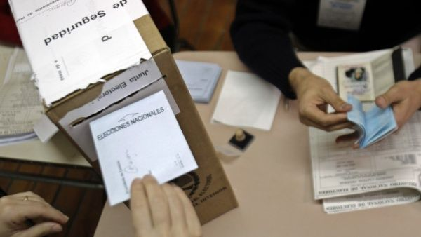 Argentina celebra hoy elecciones locales - Radio 1000 AM