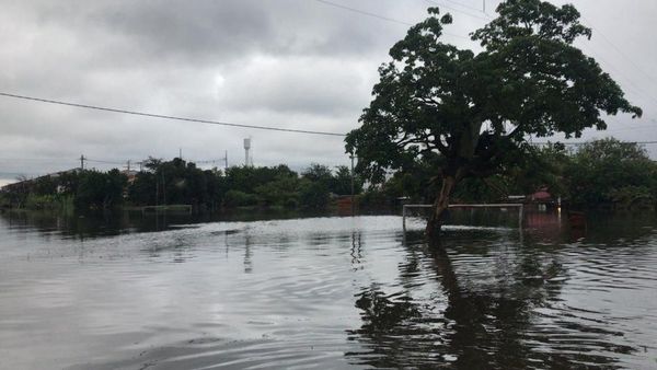 Descenso del río da esperanza a damnificados - Nacionales - ABC Color