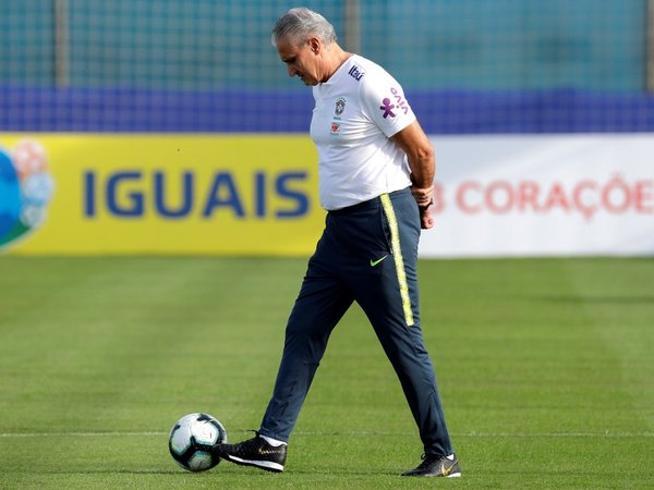 Tite siente "frustración" por no tener a Neymar en la Copa América