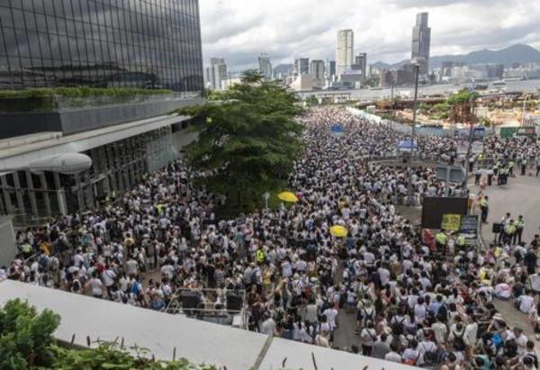 Más de un millón de personas protestaron en Hong Kong contra la ley de extradición a China - ADN Paraguayo