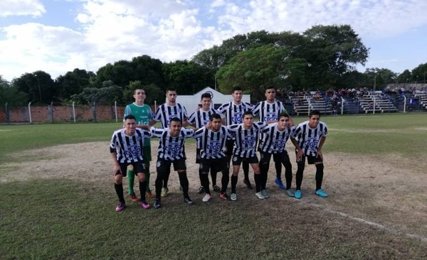 HOY / Olimpia se estanca y 12 alcanza la punta