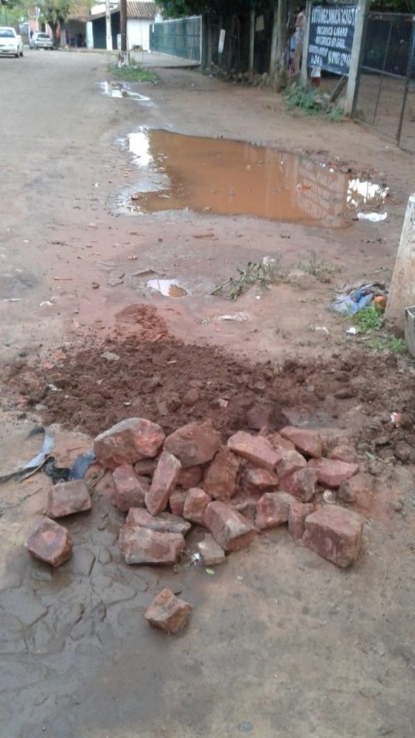 Sin agua y con su marido enfermo | San Lorenzo Py