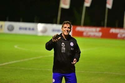 Berizzo indicó en qué se debe mejorar - Versus