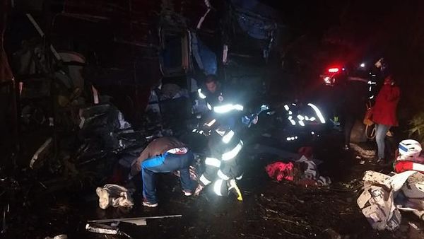 Unos 17 muertos en accidente vial en sudeste de Brasil - Internacionales - ABC Color