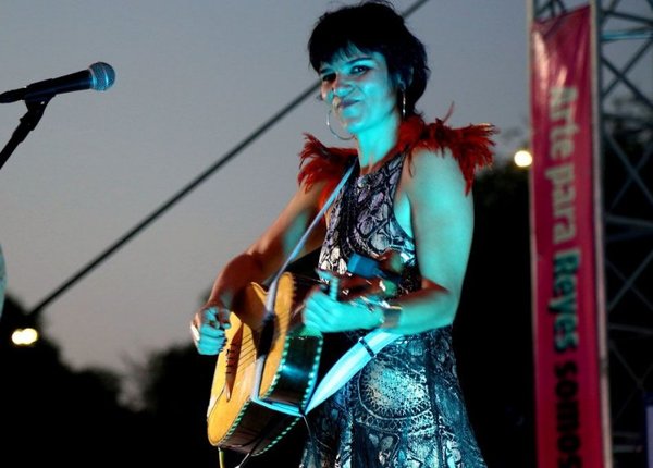 Barbarita Palacios actuará el jueves 13 - Edicion Impresa - ABC Color