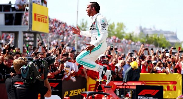 Hamilton gana, sanción a Vettel - Edicion Impresa - ABC Color