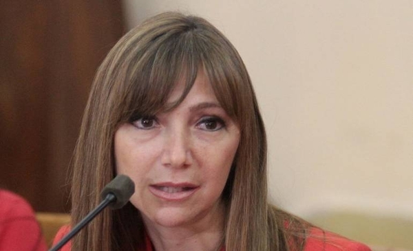 HOY / Planean blanquear administración de la ministra Bacigalupo