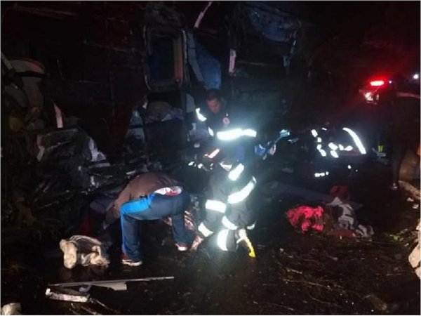 Brasil: Una decena de muertos y más de 50 heridos en accidente