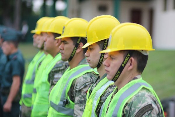 Inician tareas de 307 kilómetros de reapertura de picadas en frontera con Bolivia - .::RADIO NACIONAL::.