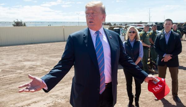 Trump volvió a amenazar a México con imposición de aranceles