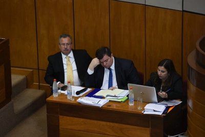 Amarilla “intimidó” para evitar su expulsión - Nacionales - ABC Color