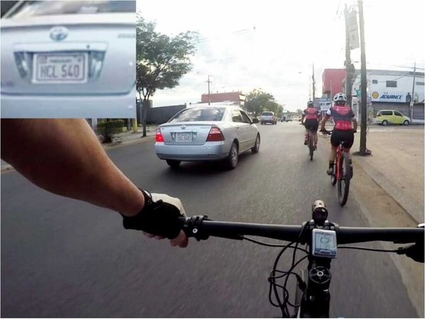 Buscan a automovilista que atropelló a una ciclista