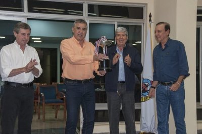 Olympic Google ganó el premio “Paz del Chaco” - Versus