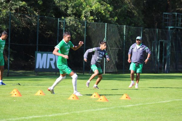 Bolivia enfrenta a Brasil en el comienzo de la Copa América