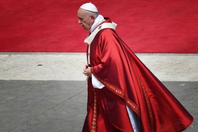 Exembajador del Vaticano acusa al papa de “mentir descaradamente - Internacionales - ABC Color