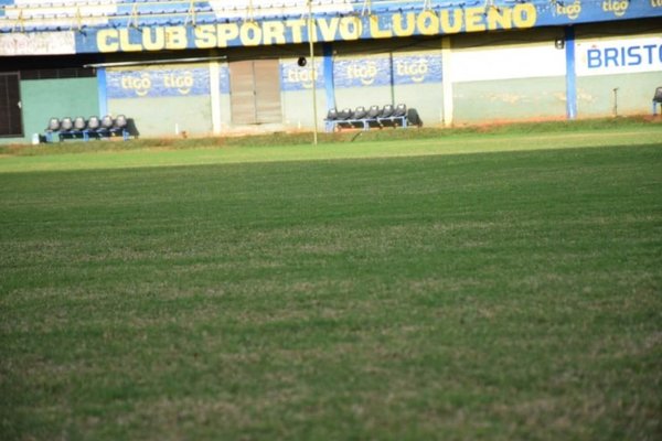 Mejoras en el empastado del Feliciano Cáceres - Deportes - ABC Color