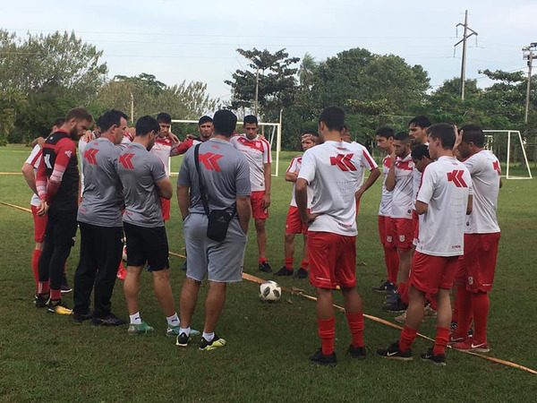 El “3” volvió a las actividades con la mente en la Copa Paraguay - ADN Paraguayo