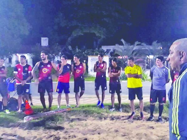Los estibadores que sueñan con una copa